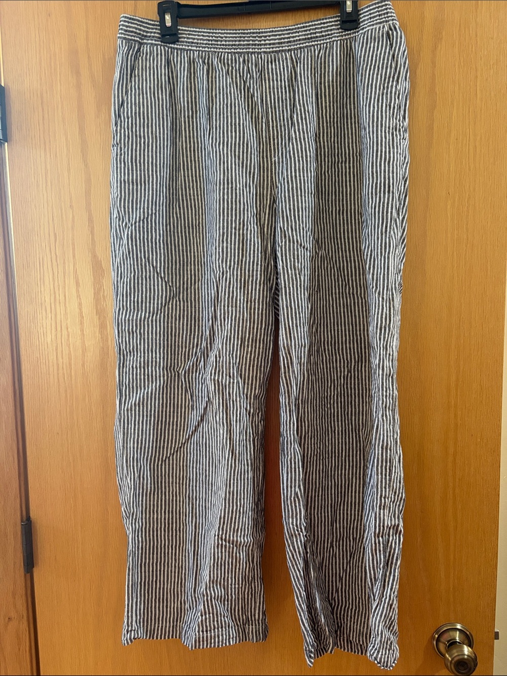 Old Navy Grey & White Striped pants
